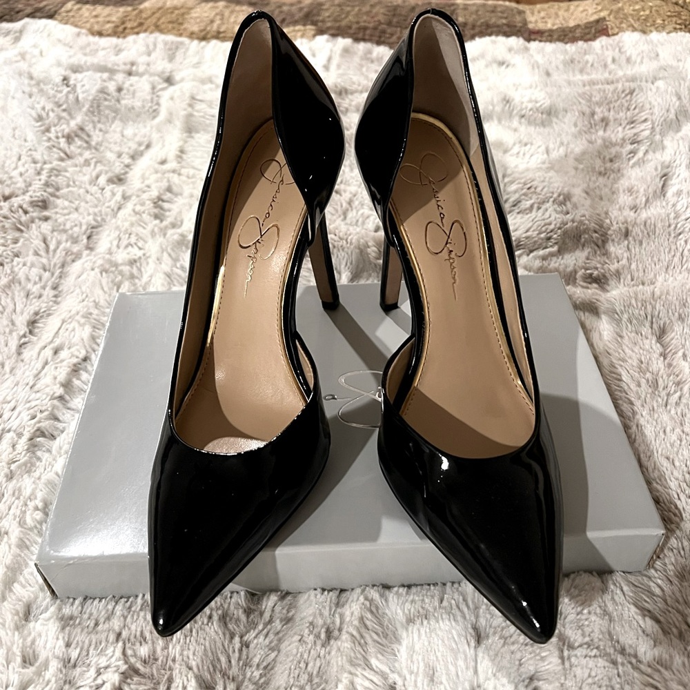 Jessica Simpson - Black Patent Leather Stiletto 8.5 tts - worn twice